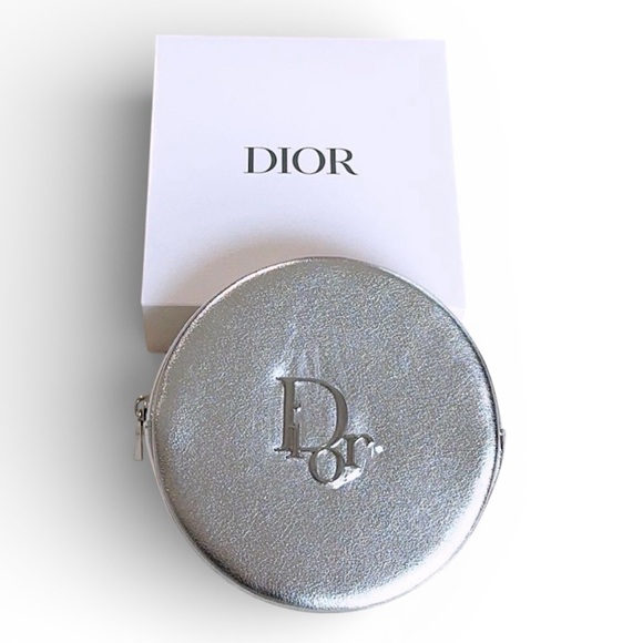 Dior Other - Dior Beauty Silver Metallic Round Zip Around Vanity Case NWT